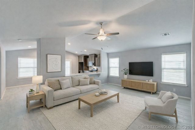 12414 N 132nd East Avenue, Collinsville, OK 74021