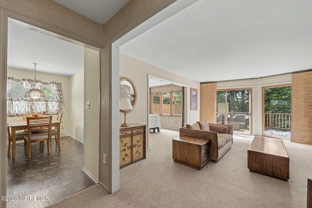 68 Yellow Brick Road, Wayne, NJ 07470