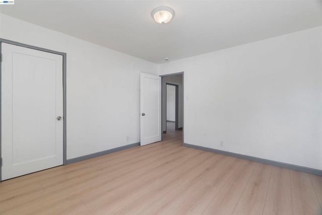 1006 72nd Ave, Oakland, CA 94621