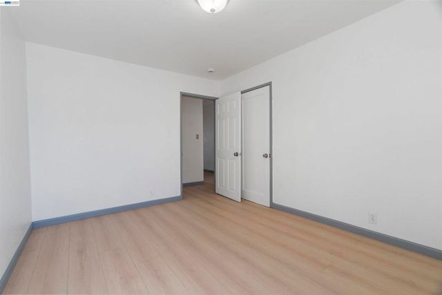 1006 72nd Ave, Oakland, CA 94621