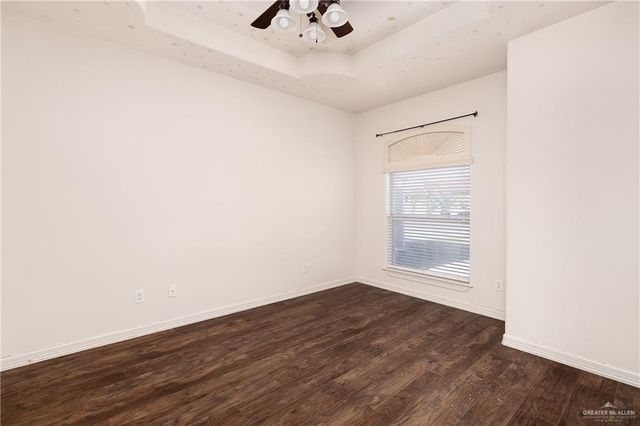 402 Hackberry Avenue, Mission, TX 78572