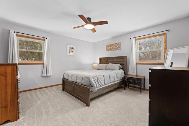 W269S3616 Merrill Hills ROAD, Waukesha, WI 53189