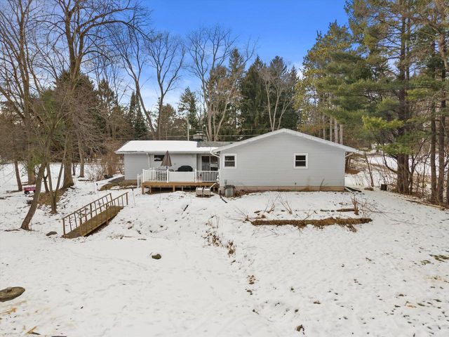 W269S3616 Merrill Hills ROAD, Waukesha, WI 53189