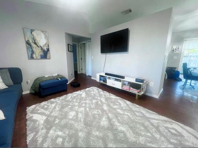 850 SW Durham Terrace, Port St. Lucie, FL 34953