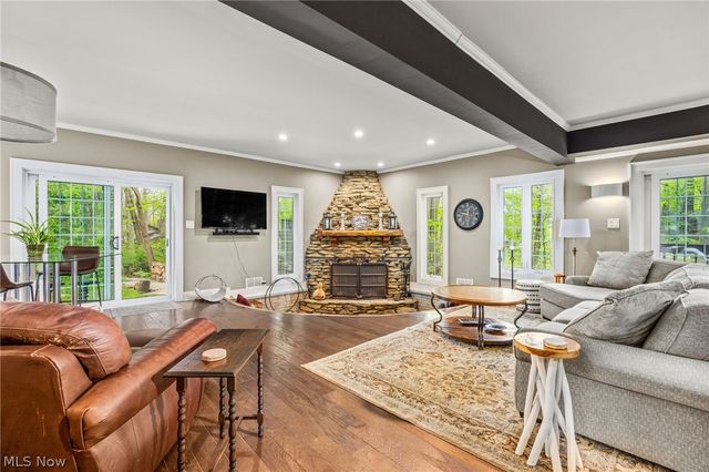 631 Rocky Hollow Drive, Akron, OH 44313