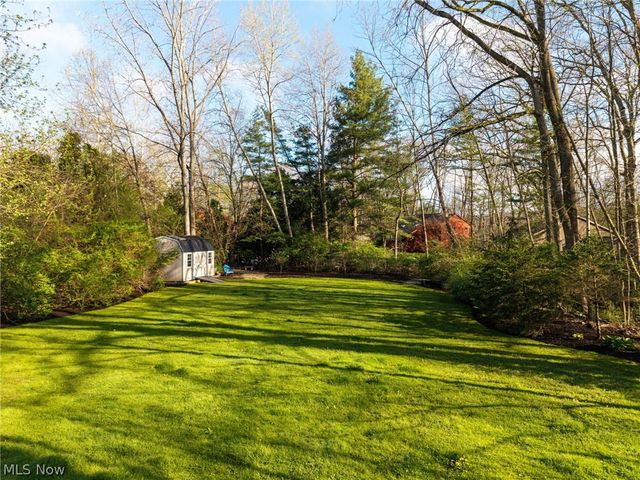 631 Rocky Hollow Drive, Akron, OH 44313