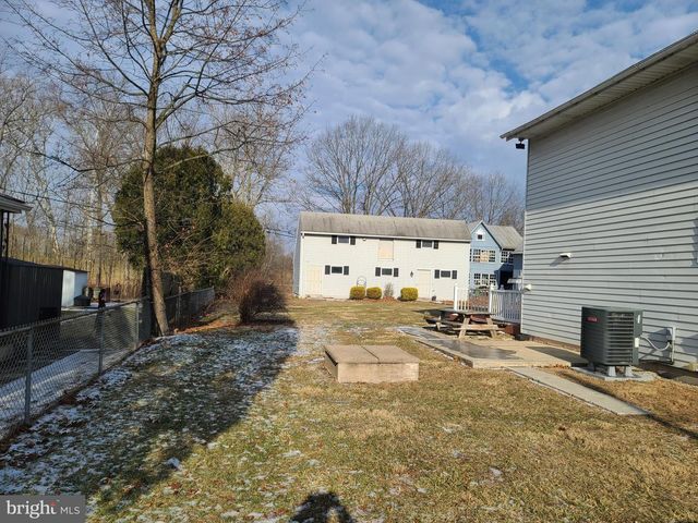 214 W 2ND ST, Bernville, PA 19506