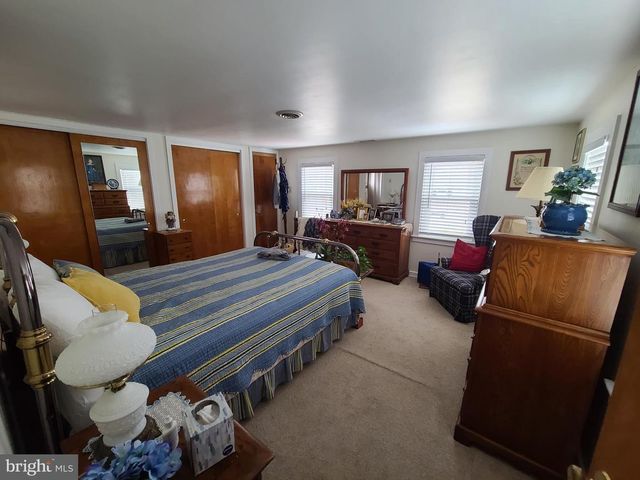 214 W 2ND ST, Bernville, PA 19506