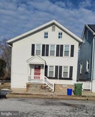214 W 2ND ST, Bernville, PA 19506