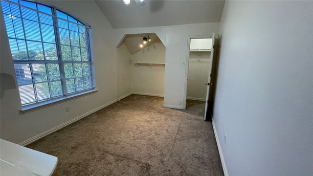 720 Candle Meadow Boulevard, Desoto, TX 75115