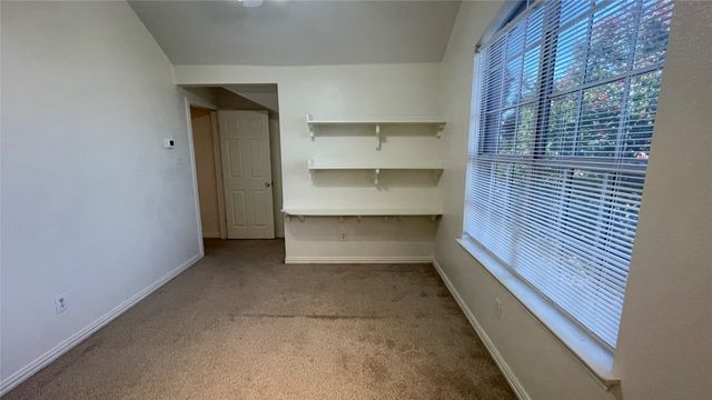 720 Candle Meadow Boulevard, Desoto, TX 75115