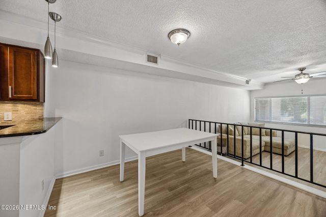 5375 ORTEGA FARMS Boulevard 812, Jacksonville, FL 32210