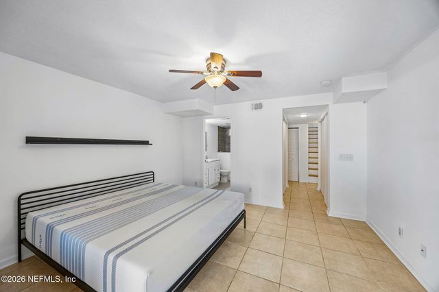 5375 ORTEGA FARMS Boulevard 812, Jacksonville, FL 32210