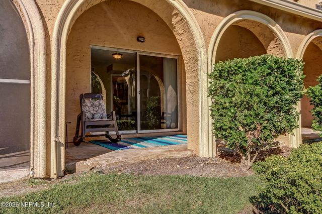 5375 ORTEGA FARMS Boulevard 812, Jacksonville, FL 32210