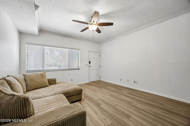 5375 ORTEGA FARMS Boulevard 812, Jacksonville, FL 32210