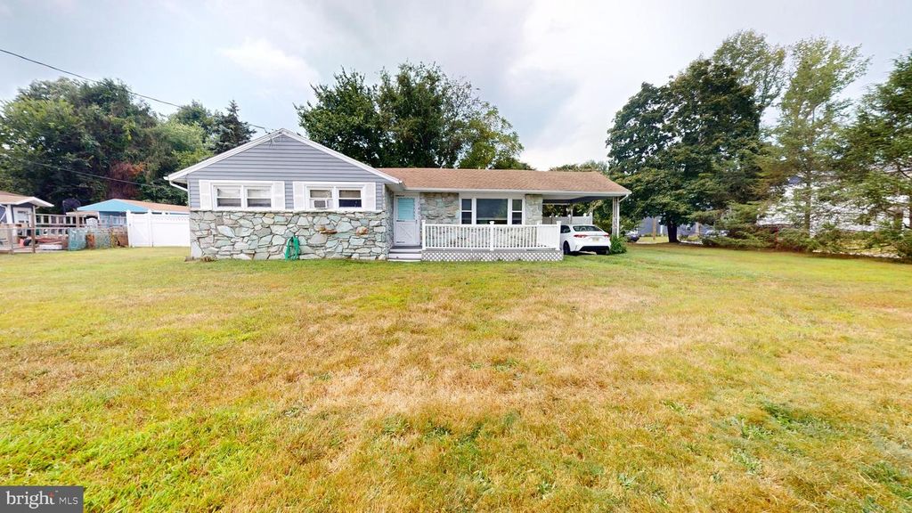 1401 FILBERT ST, Glassboro, NJ 08028