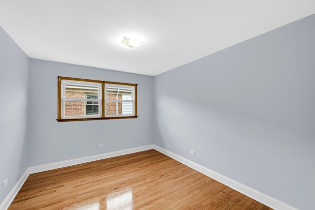 5740 N Lowell Avenue 2, Chicago, IL 60646