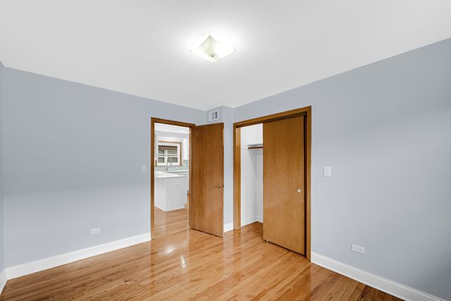 5740 N Lowell Avenue 2, Chicago, IL 60646