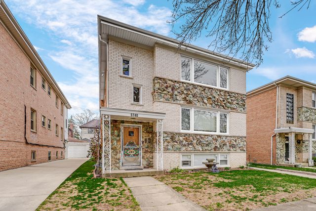 5740 N Lowell Avenue 2, Chicago, IL 60646