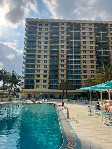 2501 S Ocean Drive PH32, Hollywood, FL 33019