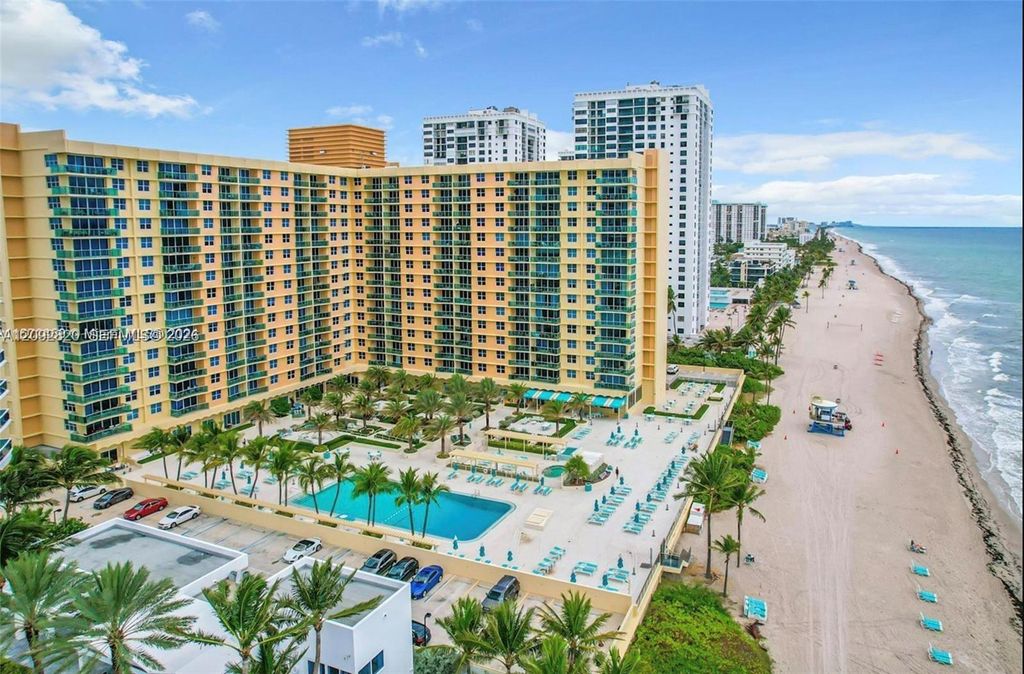 2501 S Ocean Drive PH32, Hollywood, FL 33019