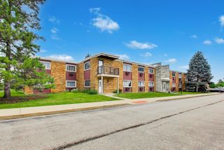 1313 S Rebecca Road 116B, Lombard, IL 60148