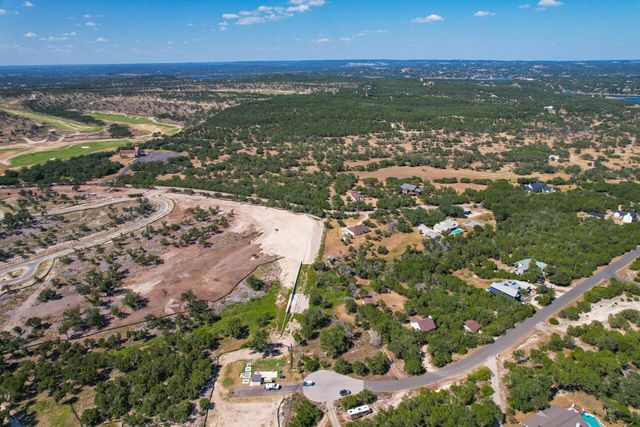 1102 Debco LN, Spicewood, TX 78669