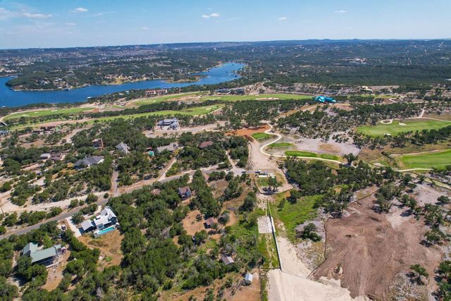 1102 Debco LN, Spicewood, TX 78669