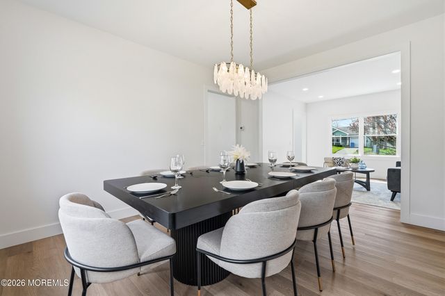 139 Mermaid Drive, Manahawkin, NJ 08050