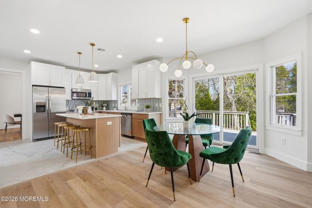 139 Mermaid Drive, Manahawkin, NJ 08050