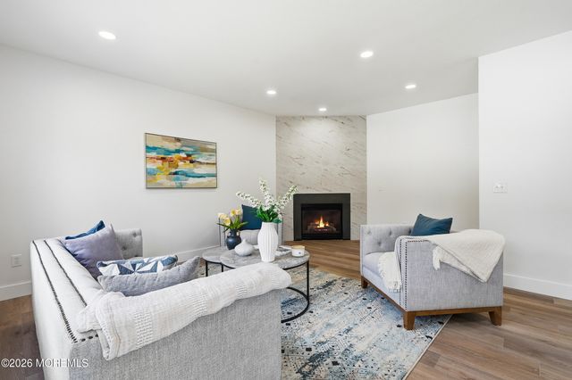 139 Mermaid Drive, Manahawkin, NJ 08050