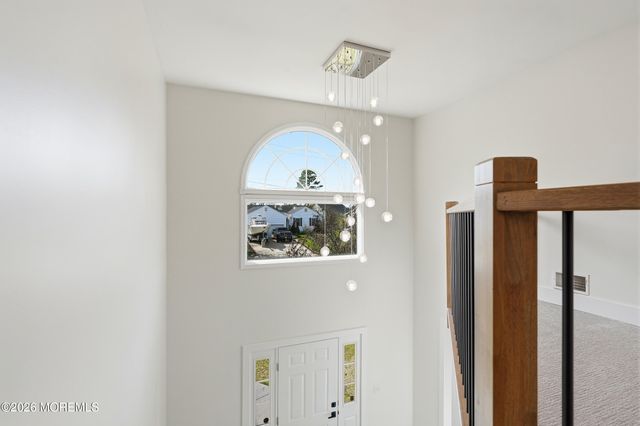 139 Mermaid Drive, Manahawkin, NJ 08050