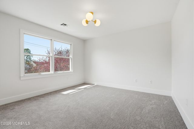 139 Mermaid Drive, Manahawkin, NJ 08050