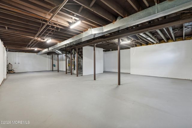 139 Mermaid Drive, Manahawkin, NJ 08050