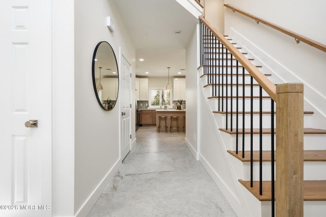 139 Mermaid Drive, Manahawkin, NJ 08050