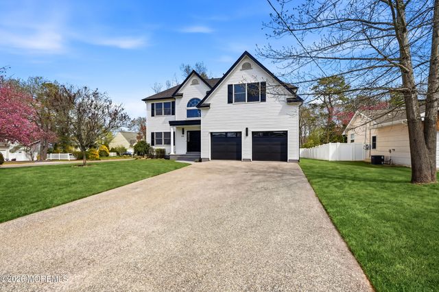 139 Mermaid Drive, Manahawkin, NJ 08050