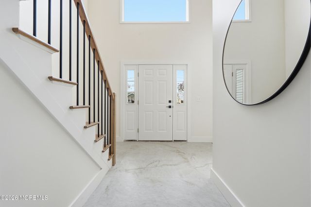 139 Mermaid Drive, Manahawkin, NJ 08050