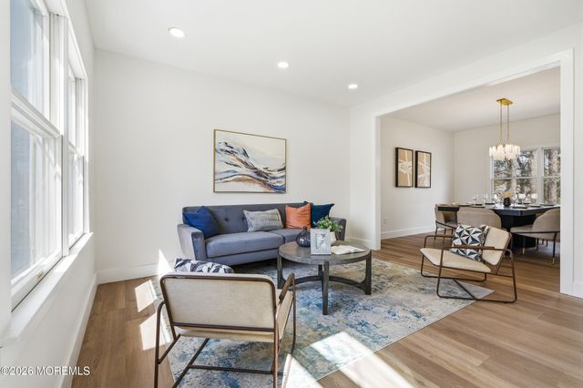 139 Mermaid Drive, Manahawkin, NJ 08050