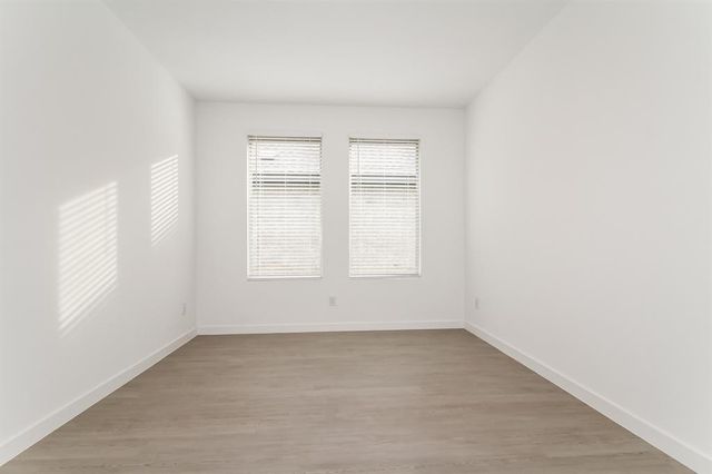 1908 Ponderosa Pine Lane, Mustang, OK 73128