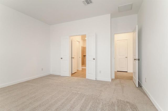 1908 Ponderosa Pine Lane, Mustang, OK 73128