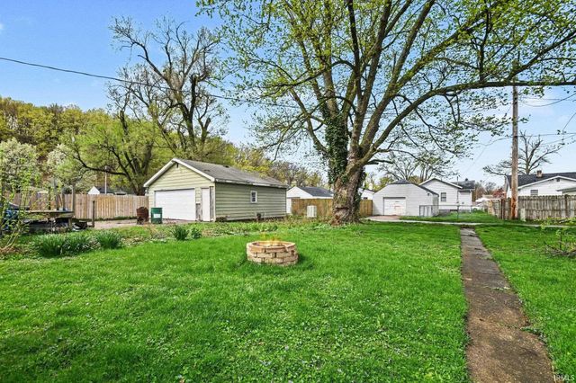 1009 Somerset Avenue, Mishawaka, IN 46544