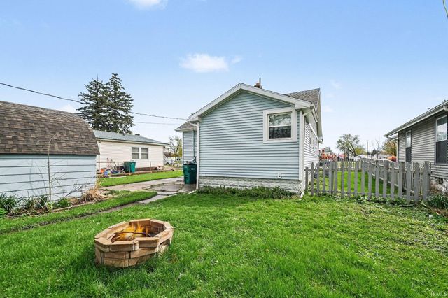 1009 Somerset Avenue, Mishawaka, IN 46544
