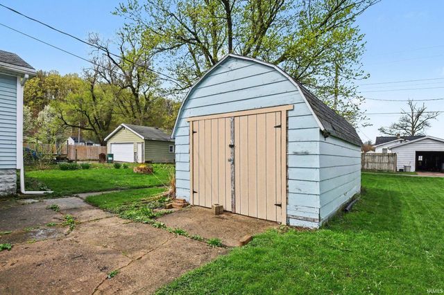 1009 Somerset Avenue, Mishawaka, IN 46544