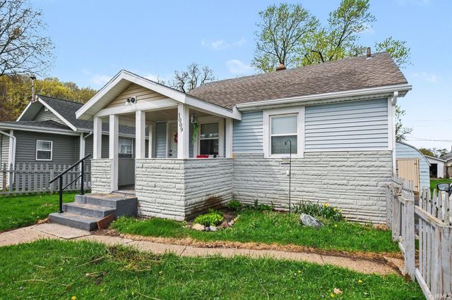 1009 Somerset Avenue, Mishawaka, IN 46544