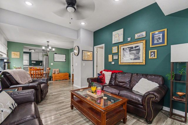 1009 Somerset Avenue, Mishawaka, IN 46544