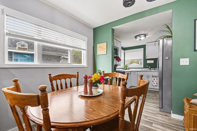 1009 Somerset Avenue, Mishawaka, IN 46544