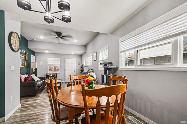 1009 Somerset Avenue, Mishawaka, IN 46544