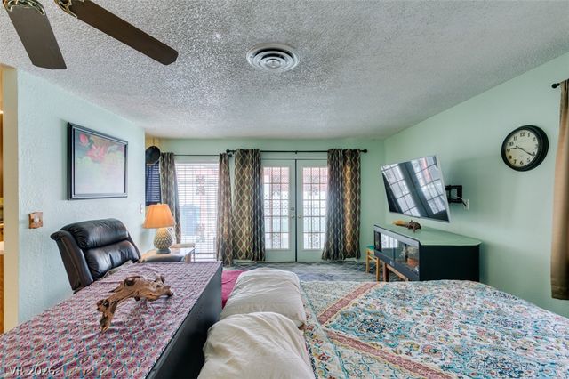 2556 Paradise Village Way, Las Vegas, NV 89120