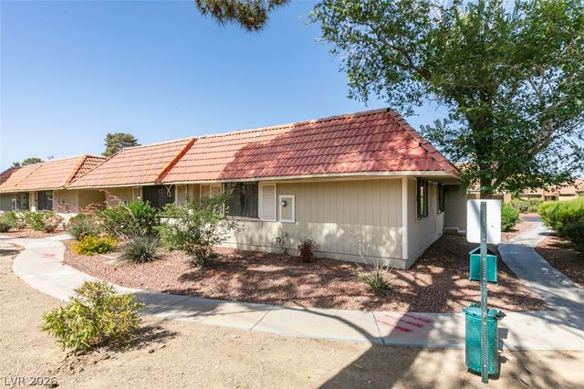 2556 Paradise Village Way, Las Vegas, NV 89120