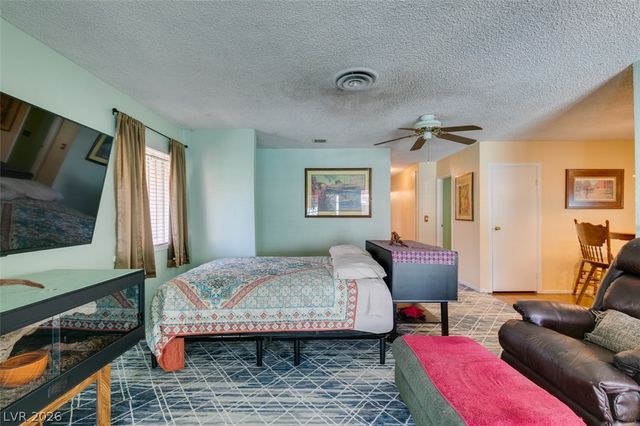 2556 Paradise Village Way, Las Vegas, NV 89120
